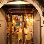 ベッド・アンド・ブレックファスト Shabby Chic Albavilla