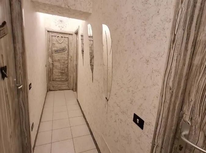 ベッド・アンド・ブレックファスト Shabby Chic Albavilla